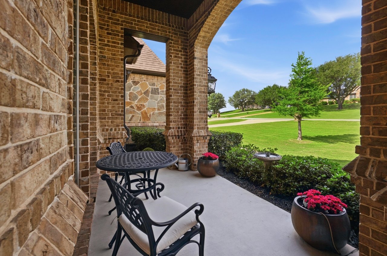 Gated Community Minutes from Eagle Mountain Lake!