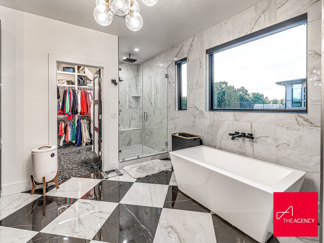 Listing of the Week: 2824 Guilford Lane in Nichols Hills, OK 73120 - Wyatt Poindexter - The Agency