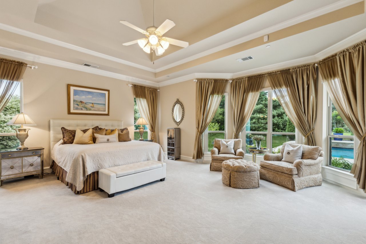 A Gorgeous Wolf Creek Home in Lucas Has Just Come Onto the Market