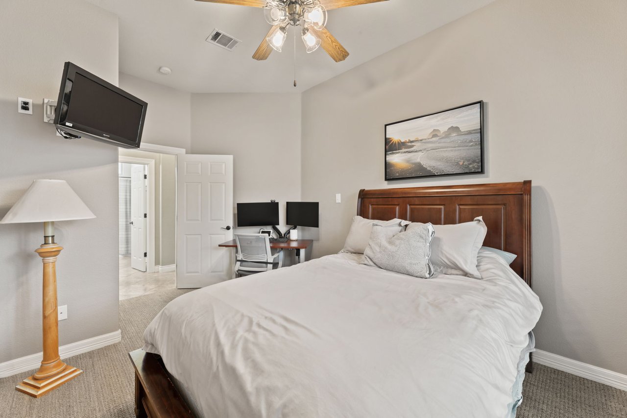 Elegant Cul-de-Sac Retreat in Steiner Ranch with Main-Level Guest Suite
