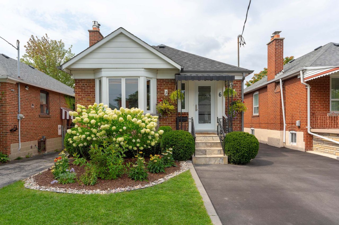 6 Glamis Ave