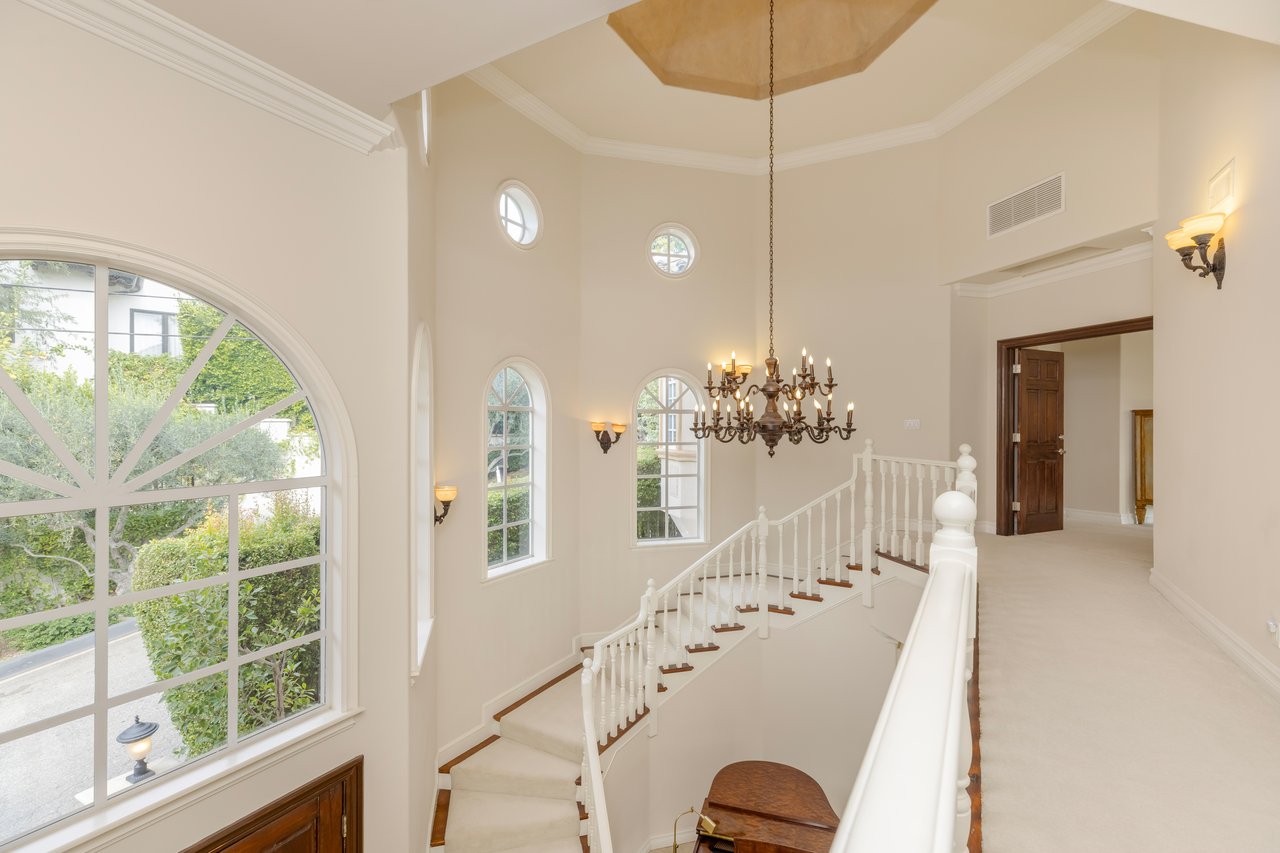 1922 Bel Air Rd