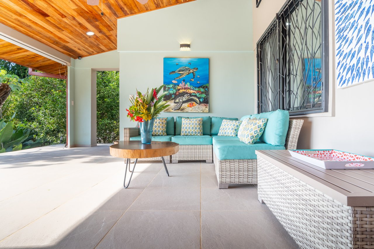 Casa Sea Breeze- Spectacular Ocean-View Home and Guest Villa in Prime Ojochal Location