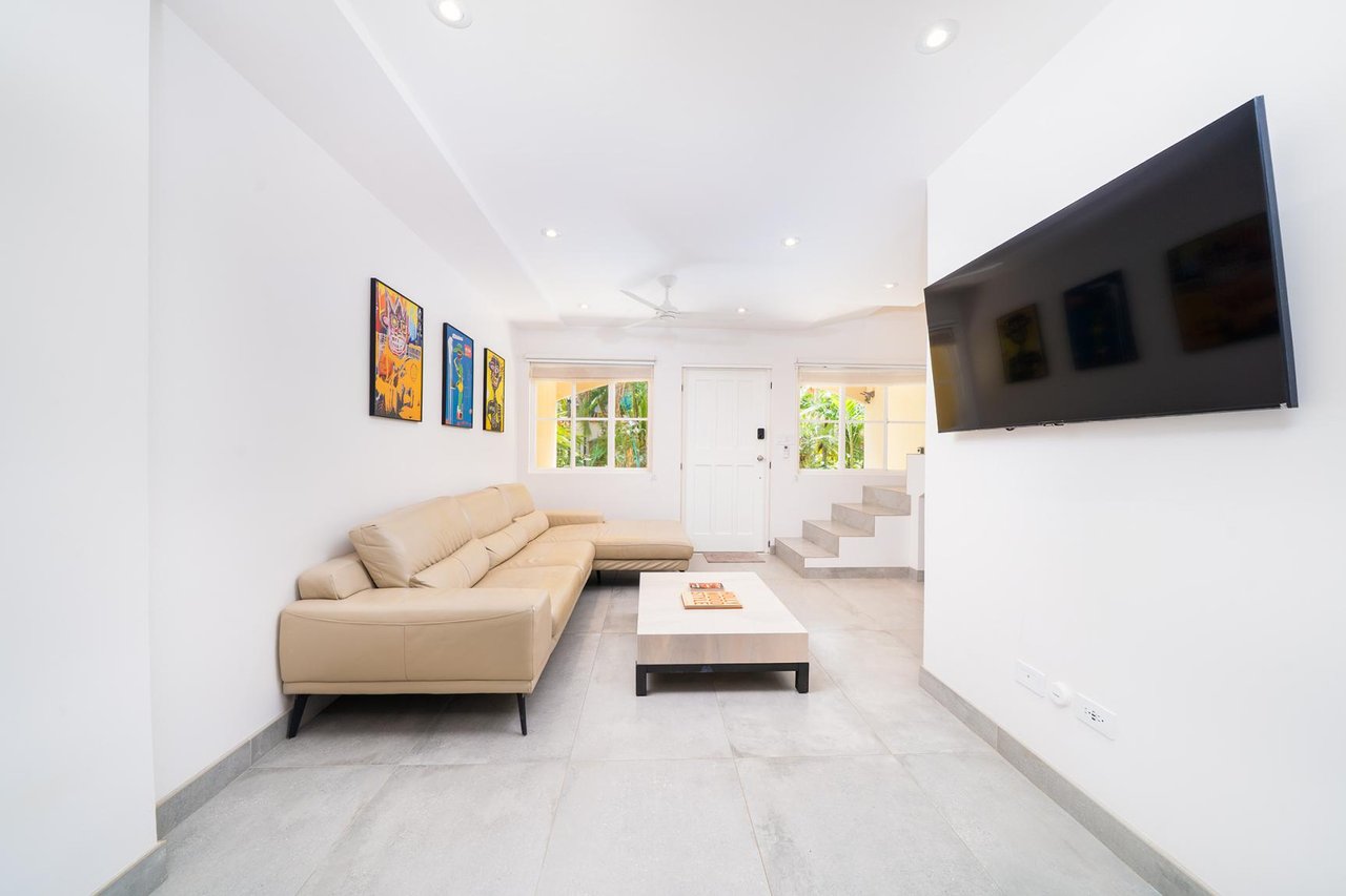 Villa Verde I #14 | Renovated 3-Bedroom Luxury Condo in the Heart of Tamarindo