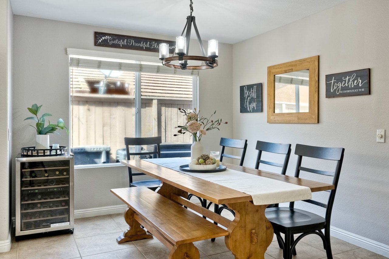 121 Canyon Creek Way