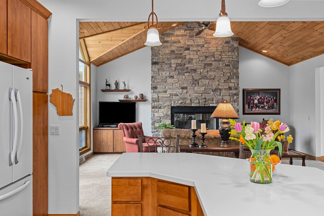 N4725 N Lakeshore Drive