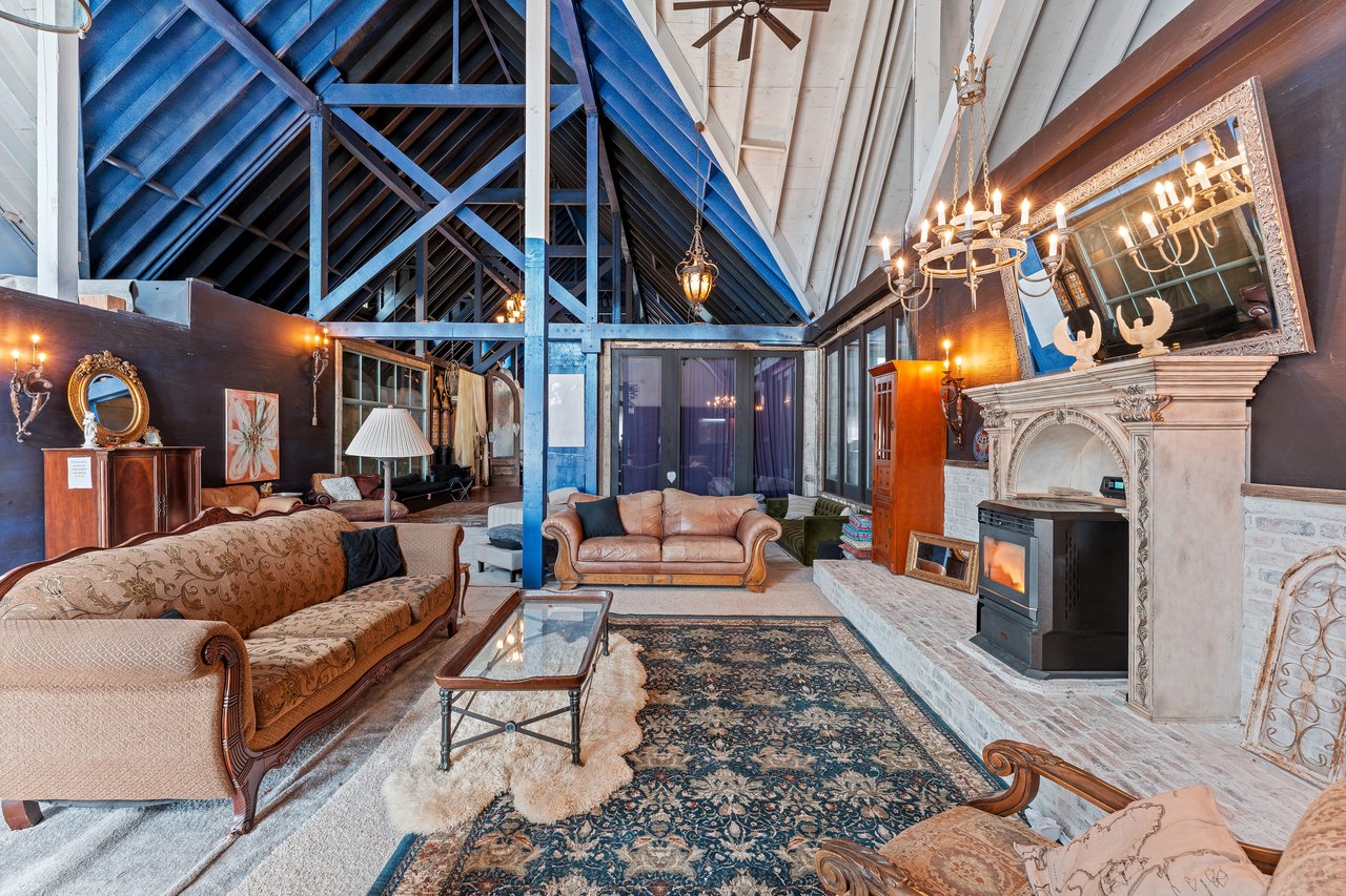 39455 Avenida La Cresta