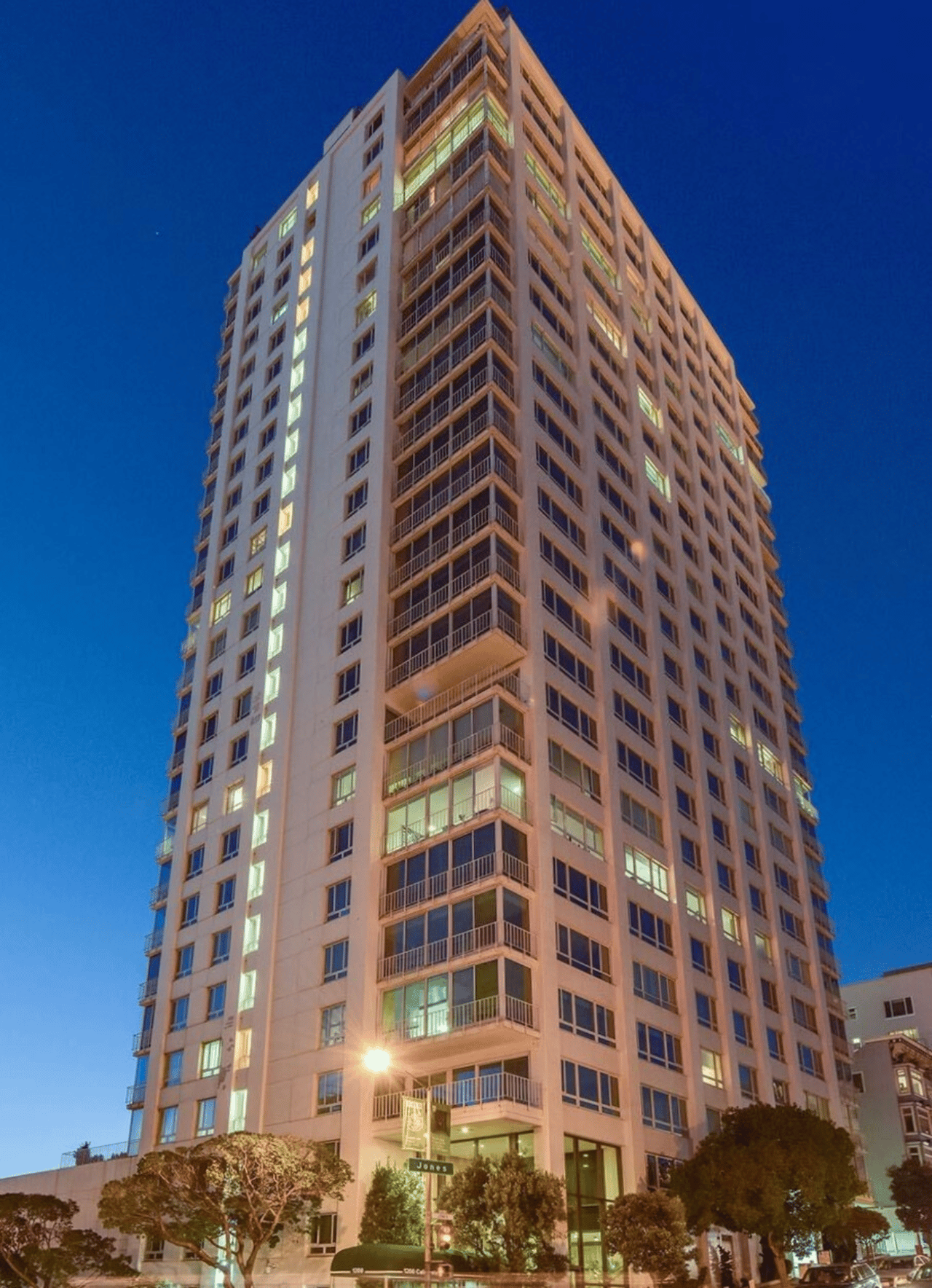 Renovated Corner Three Bedroom at 1200 California