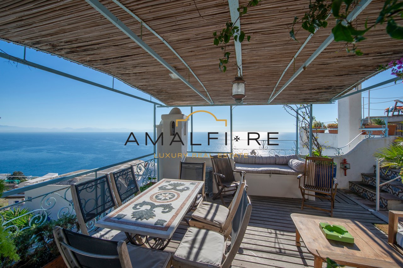 Elegant Historic Residence Overlooking the Sea