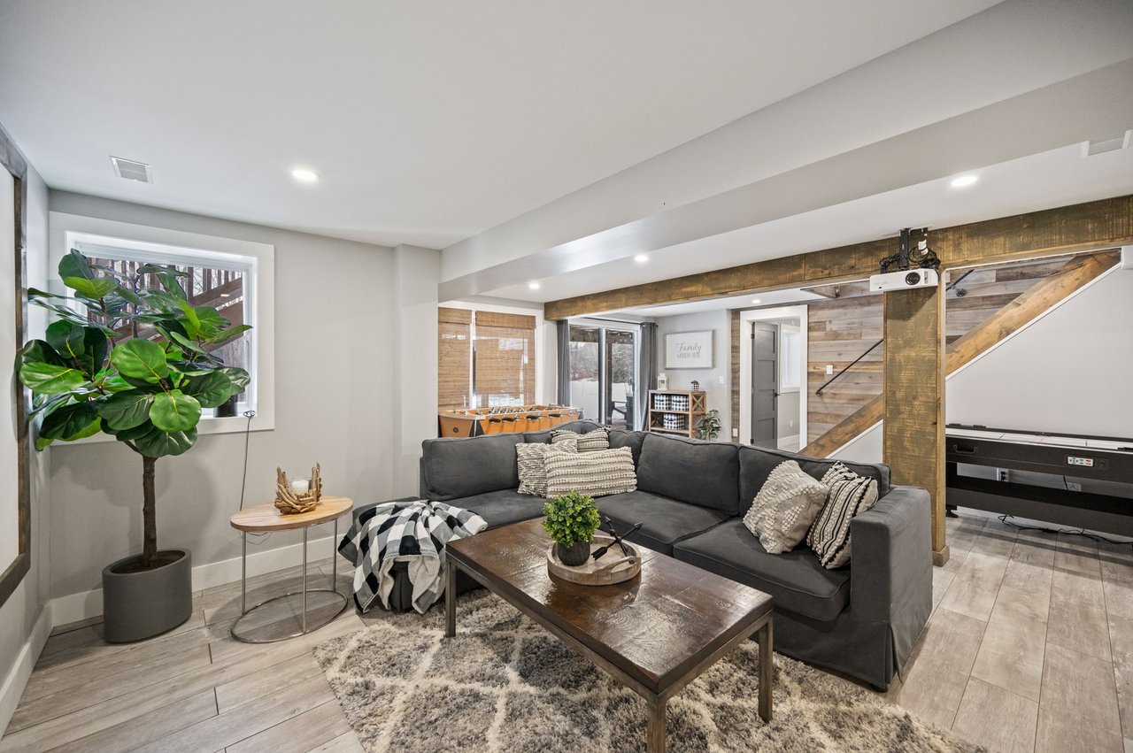 Cash Flow Lakeside Cottage