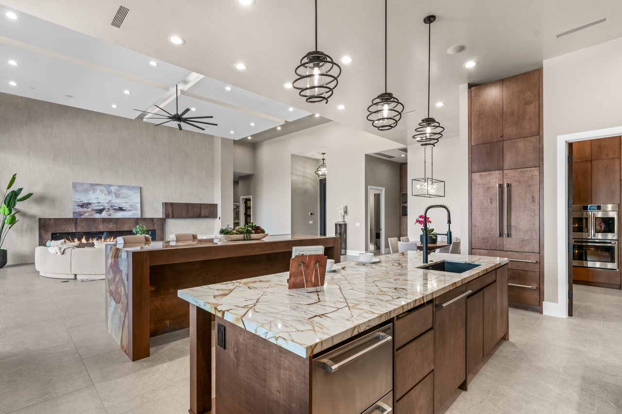 9 Stonecutter Court
