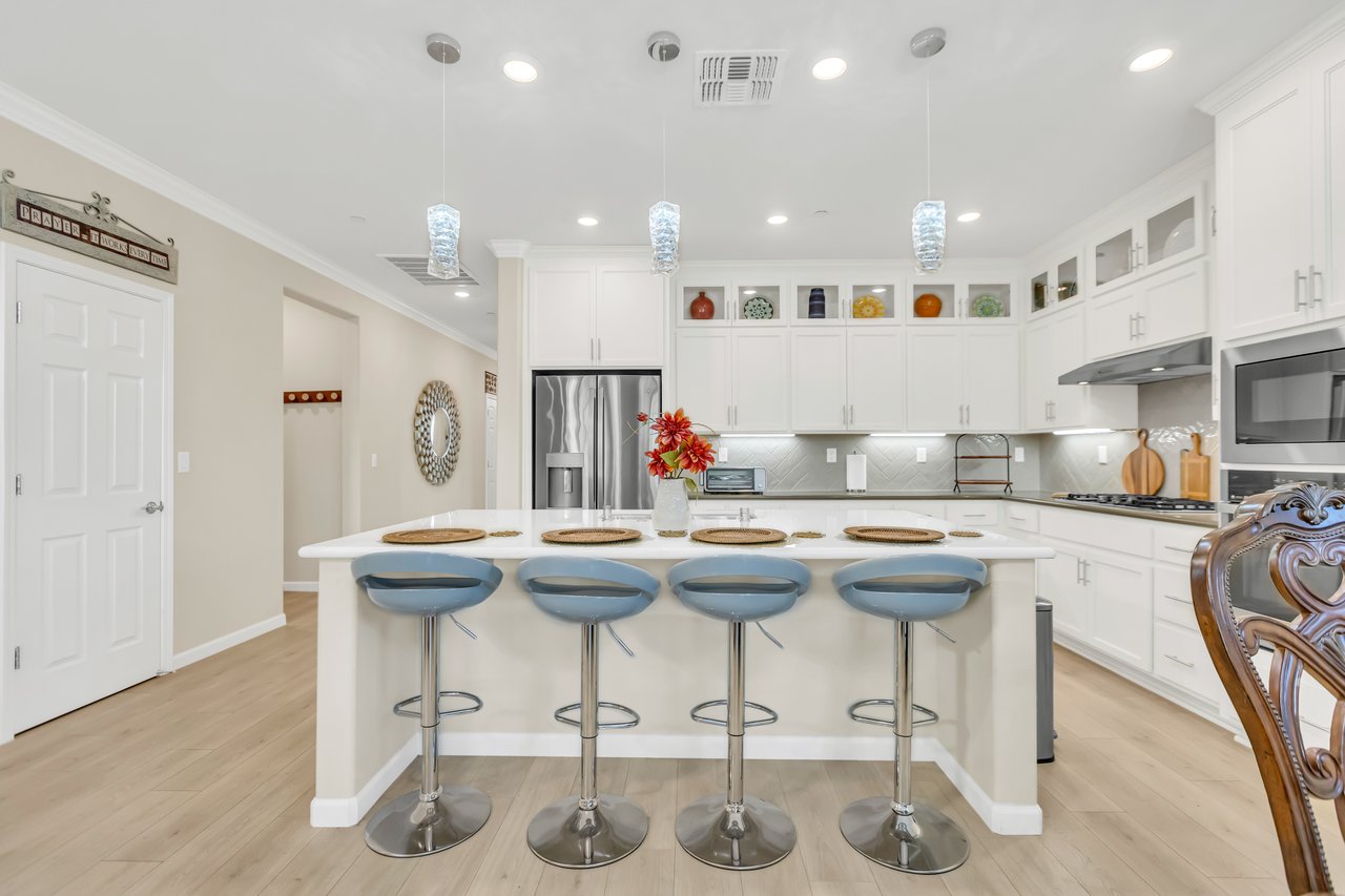 401 Confederation Court