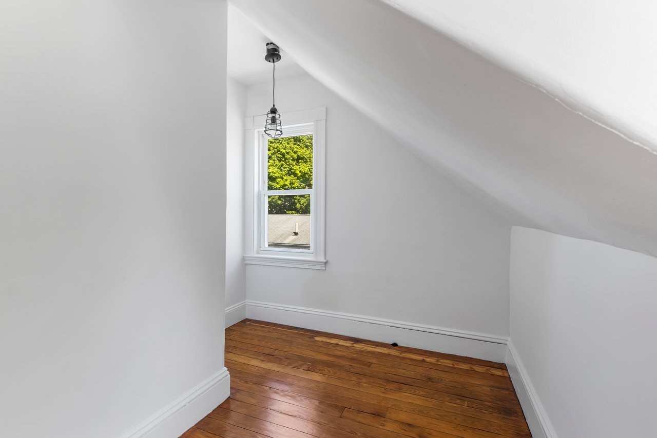 61 Como Road