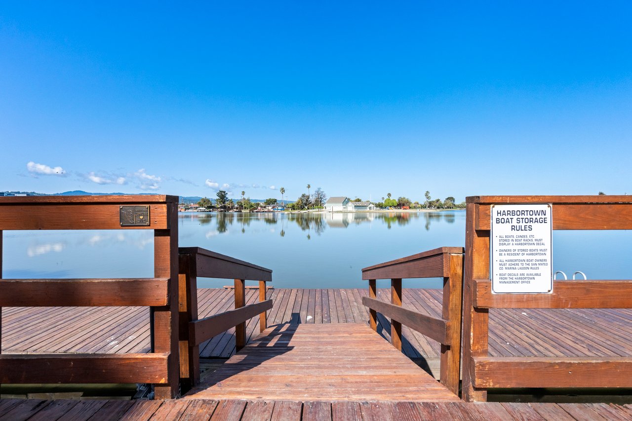 1090 Shoreline Drive