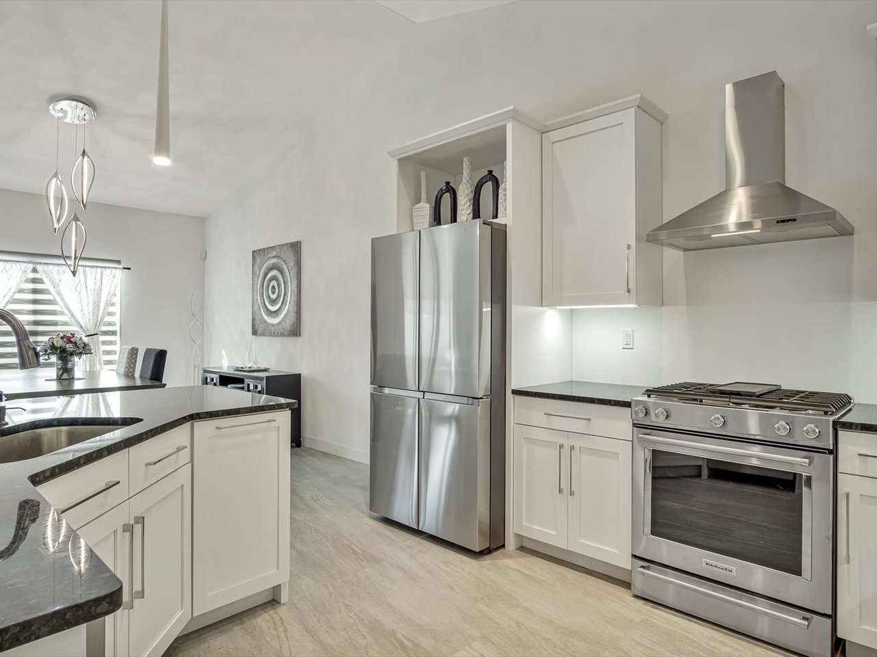 Contemporary Freeburg Villa on a Quiet Cul-de-Sac: 428 Firestone Street