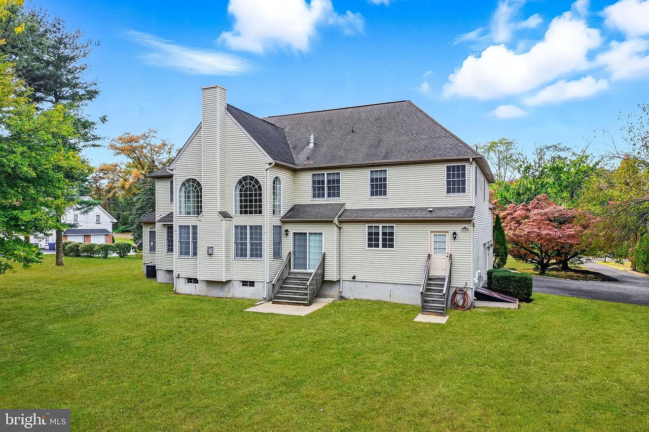 950 Bortons Landing Rd