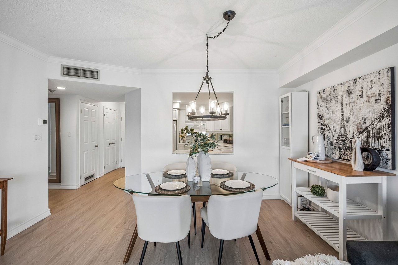 1818 Bayview Avenue #605