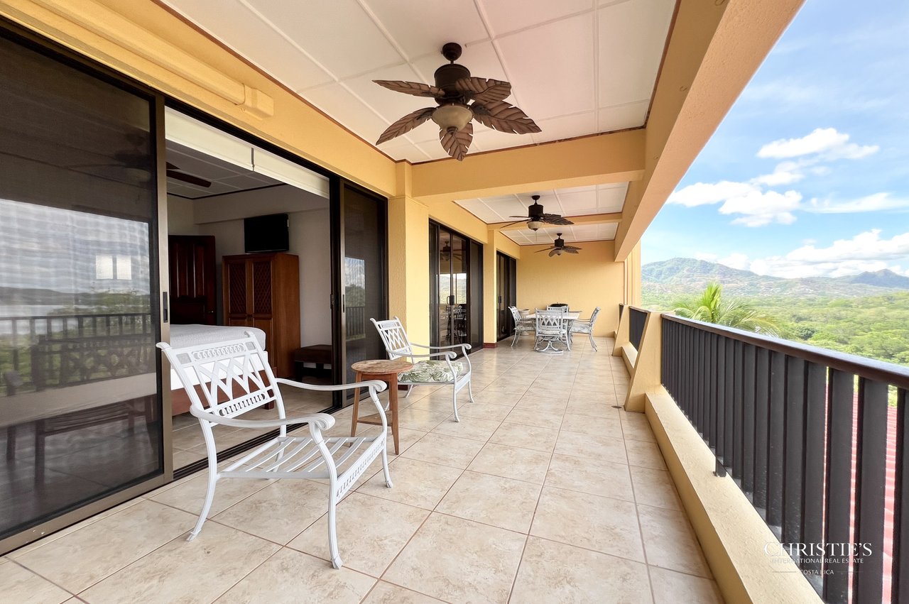 Presidential Suites #15 | Spectacular Ocean-View Condo Steps from Marina Flamingo
