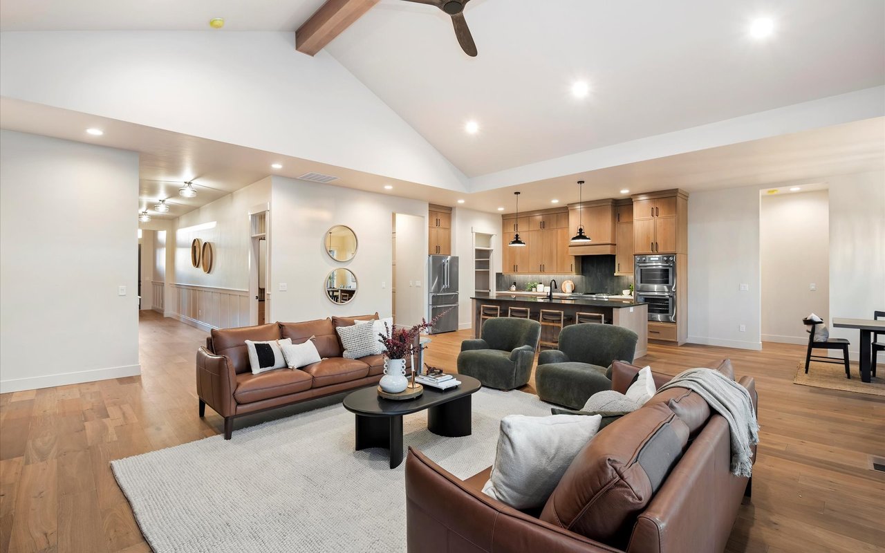 Modern Craftsman on One-Third of an Acre in Star, Idaho