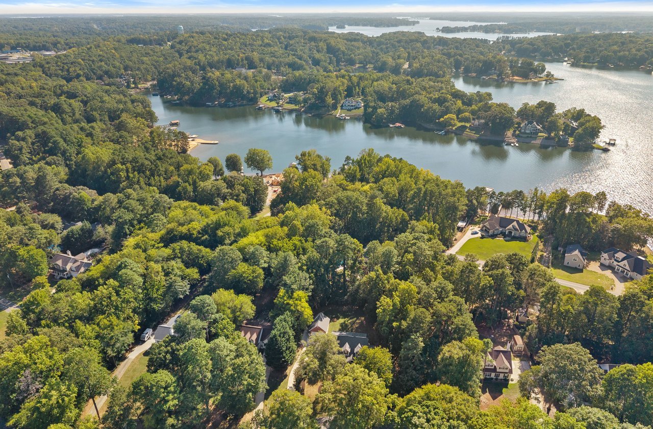 390 Robinson Road