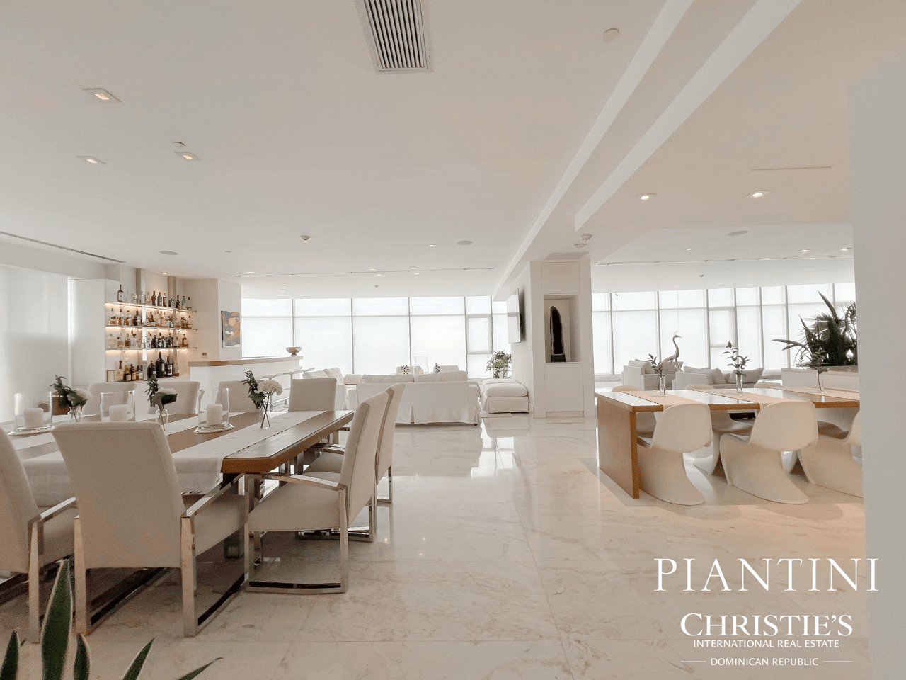 O’Keeffe Luxury Condo
