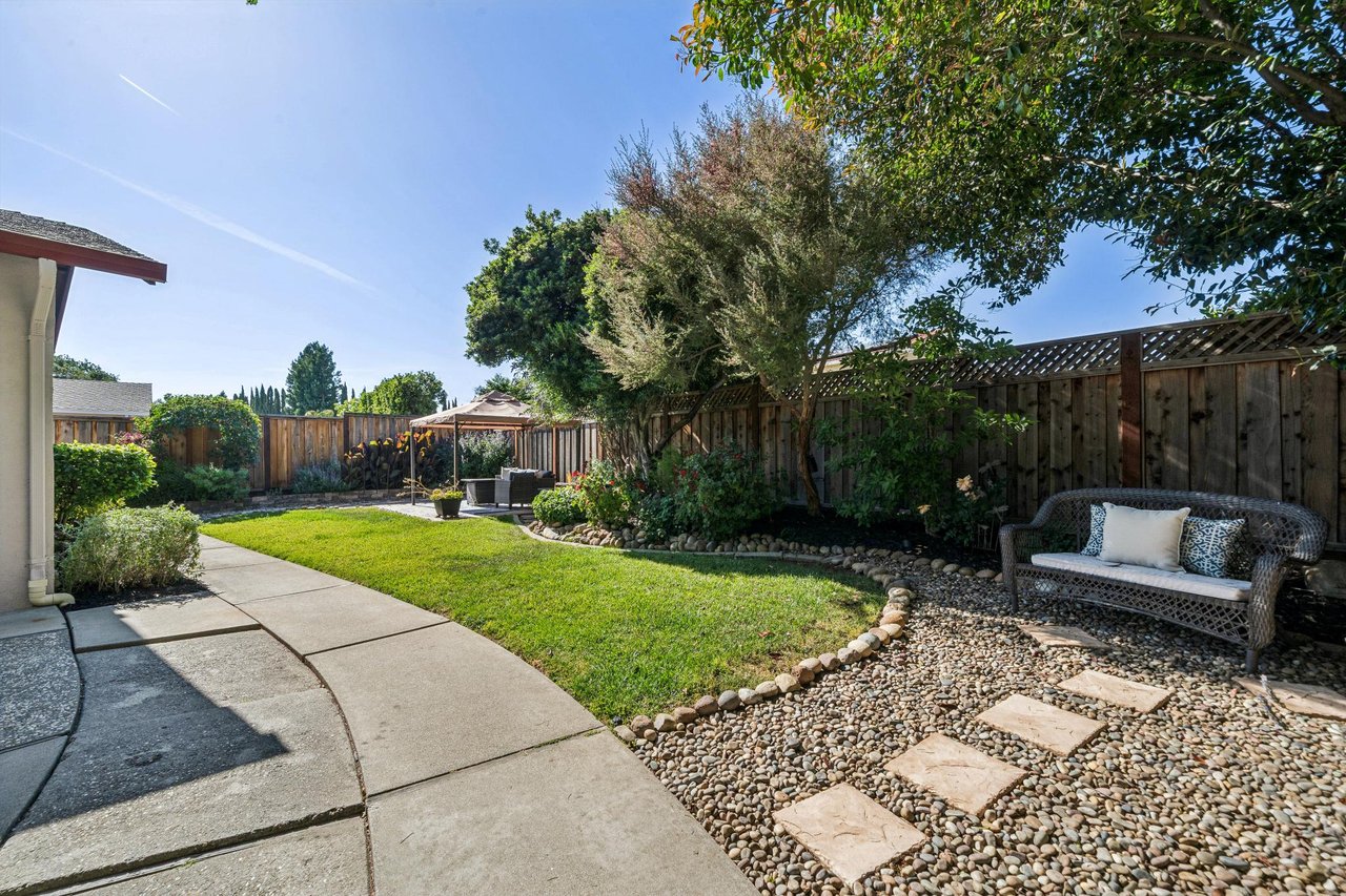 7403 Hillsdale Dr, West Pleasanton