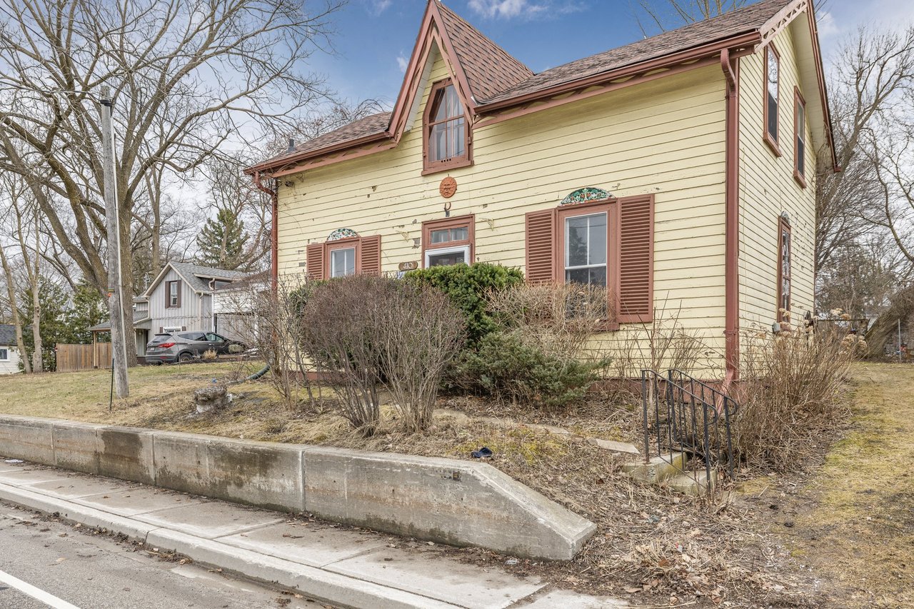 410 Eagle Street, Newmarket, ON L3Y 1K6