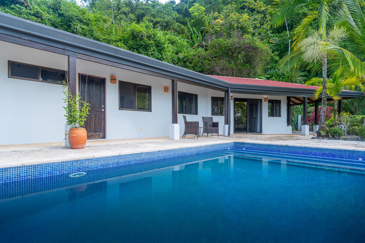 3 Bedroom home in Cinco Ventanas with Incredible Ocean View!