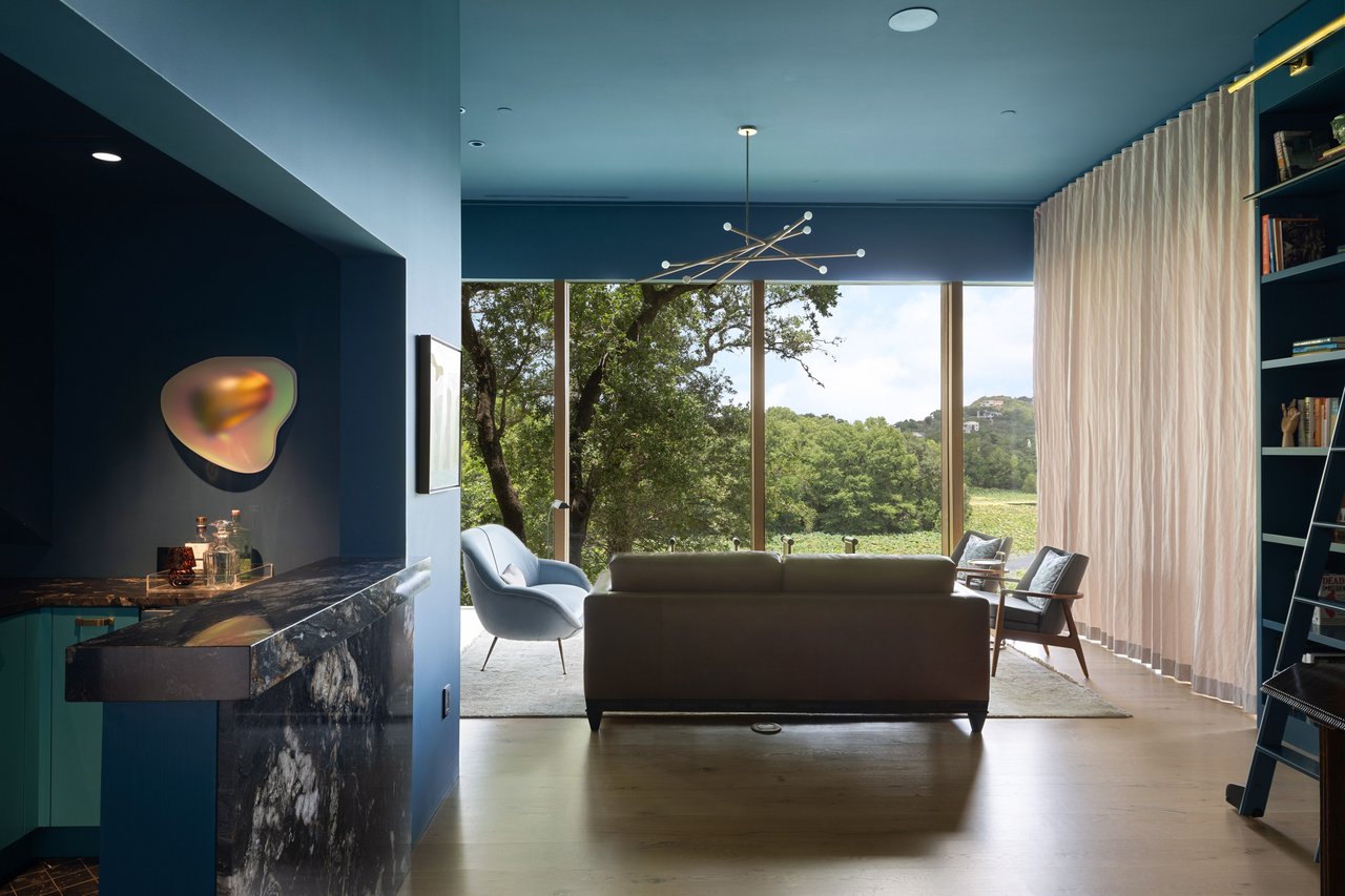 Scenic Drive Estate