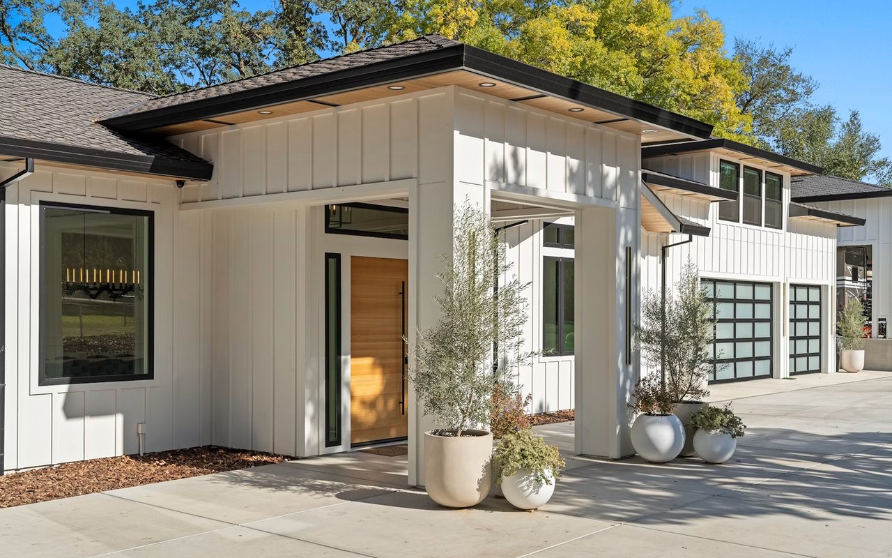 Architectural Styles You'll Find in Barton Creek