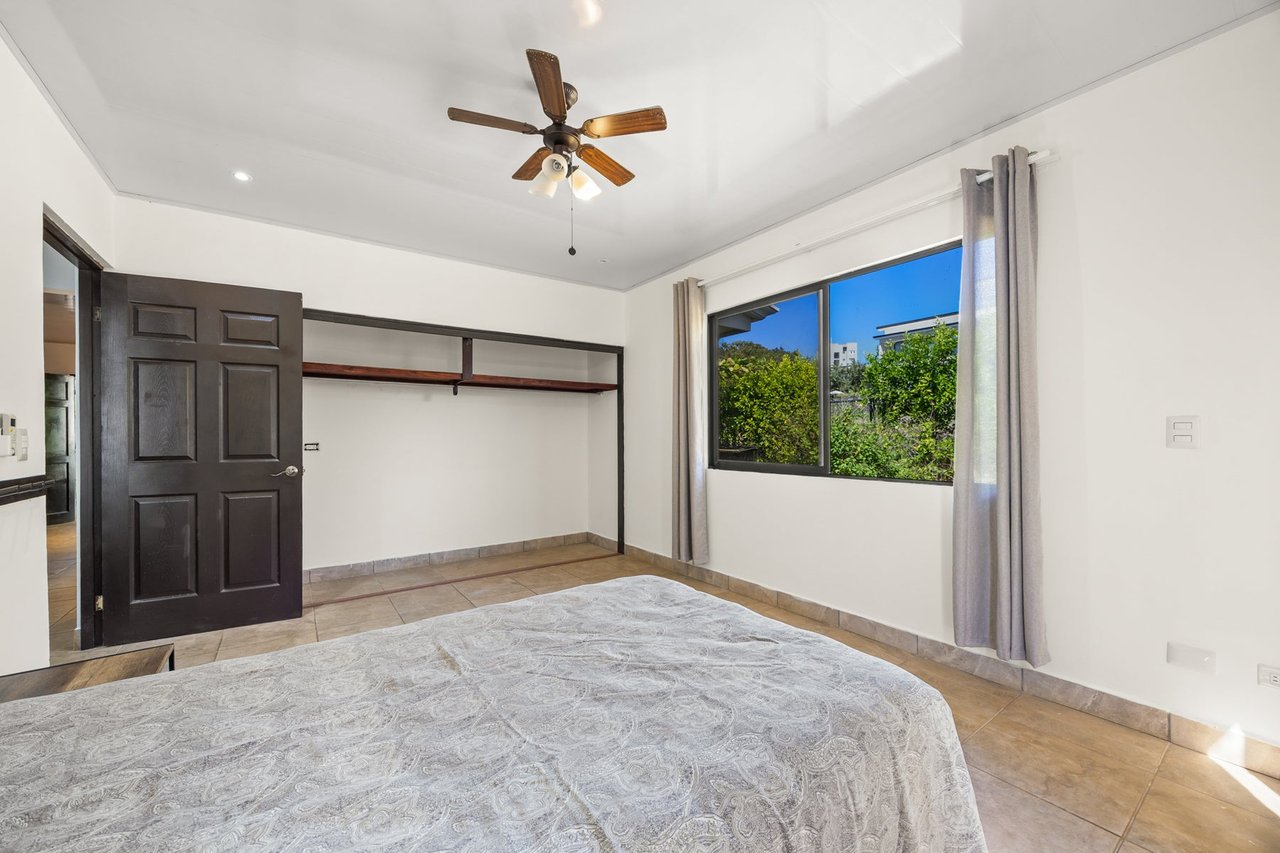 Coastal Tropical Walkable Home, Tamarindo, Guanacaste