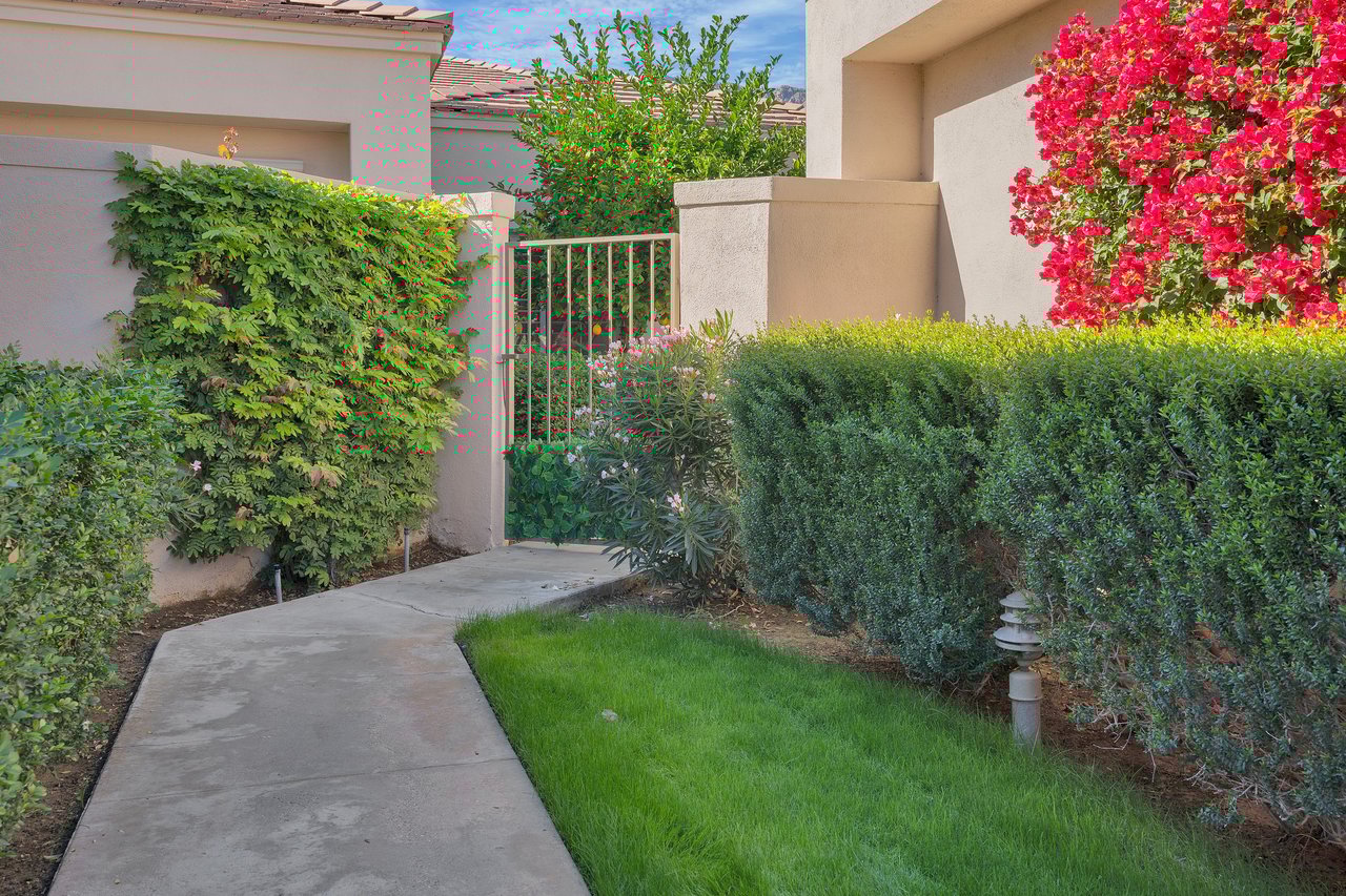 54853 Oakhill, La Quinta 92253