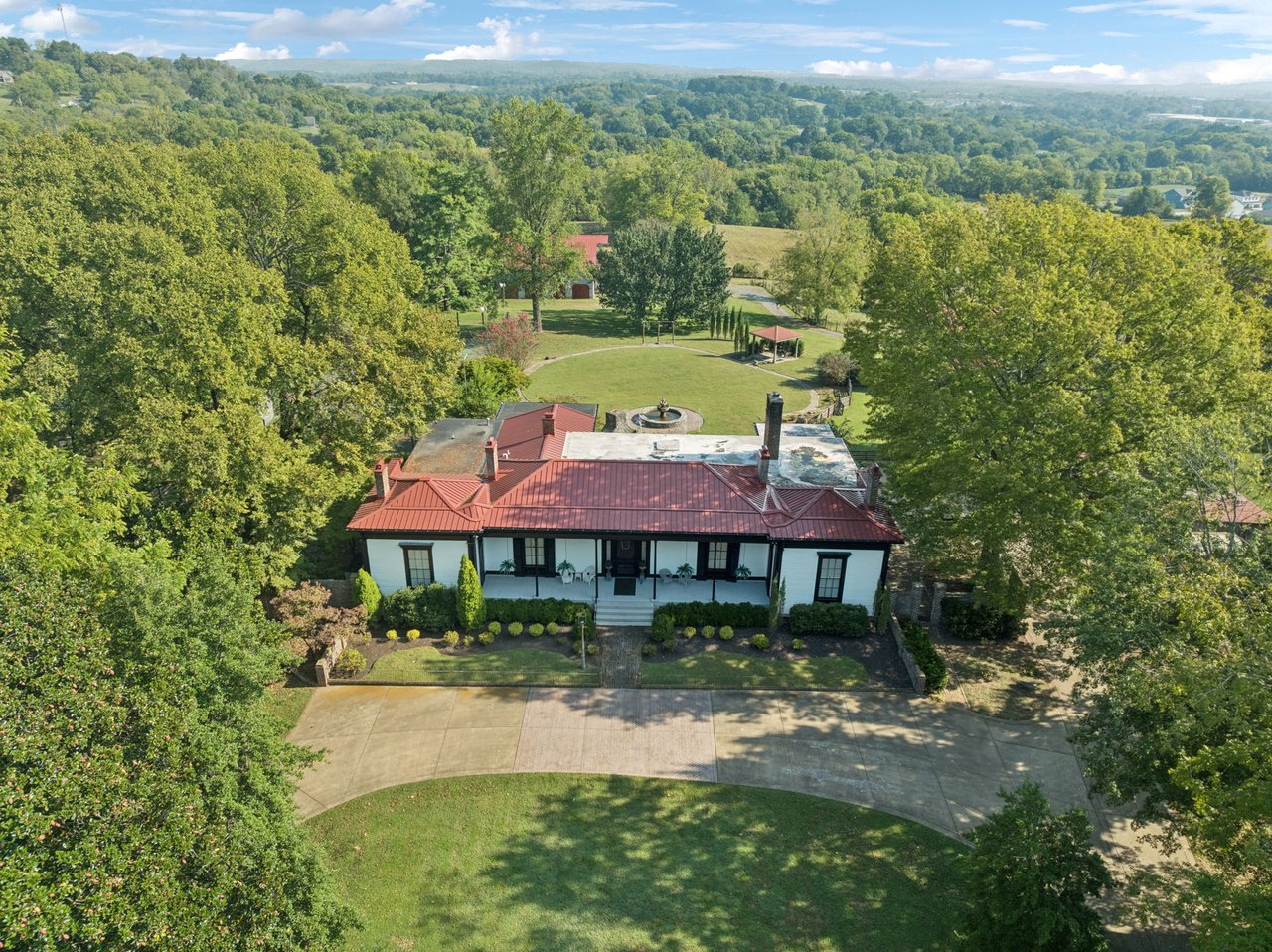 1512 Williamsport Pike