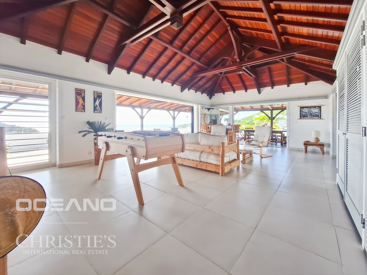 Exceptional Villa – Panoramic Ocean View (Oyster Pond)