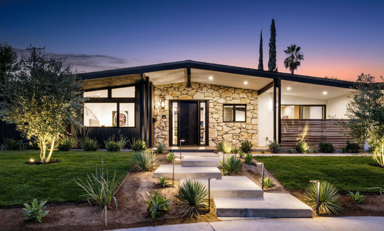 quiet tree-lined cul-de-sac