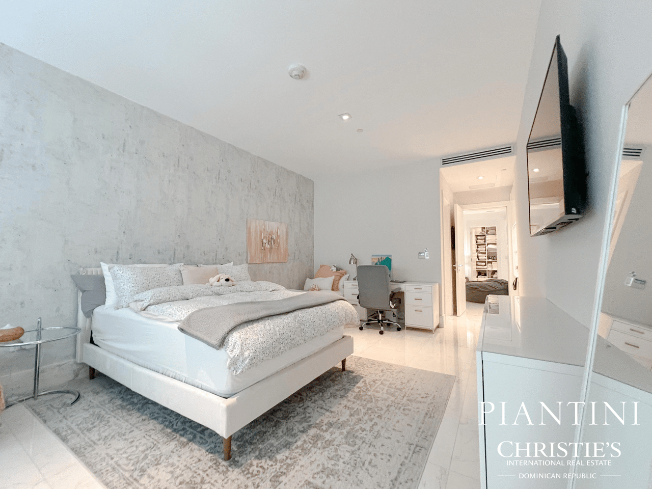 O’Keeffe Luxury Condo