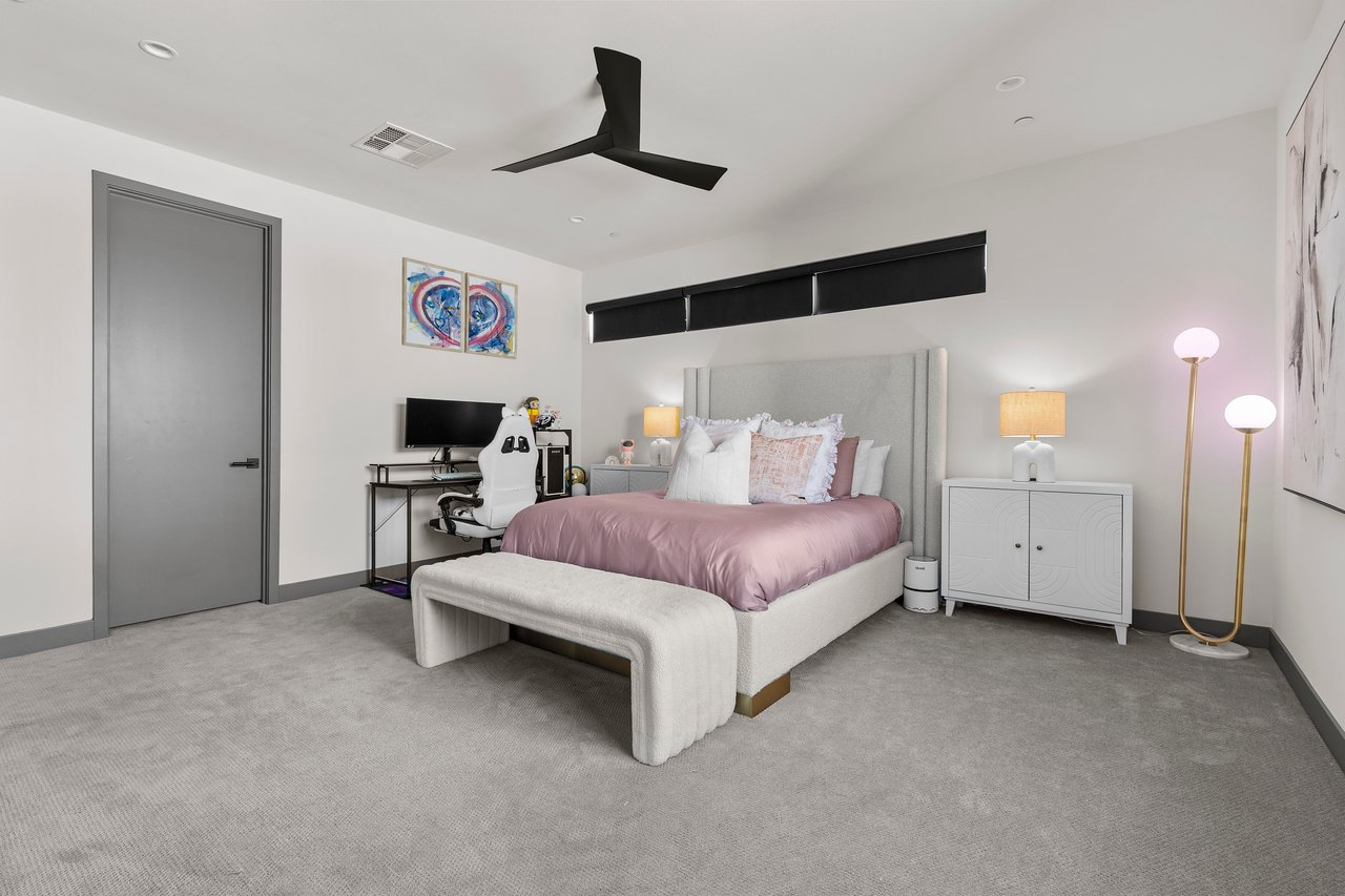 1463 Solitude Ridge Dr