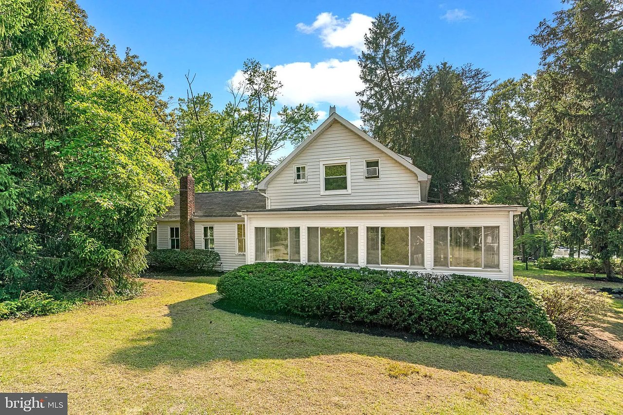 406 Henderson Rd