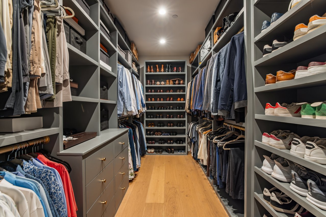 4533 Gentry Ave, Studio City