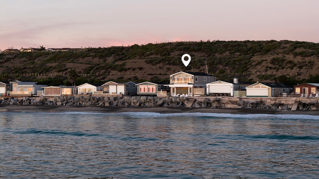 1880 N El Camino Real 23