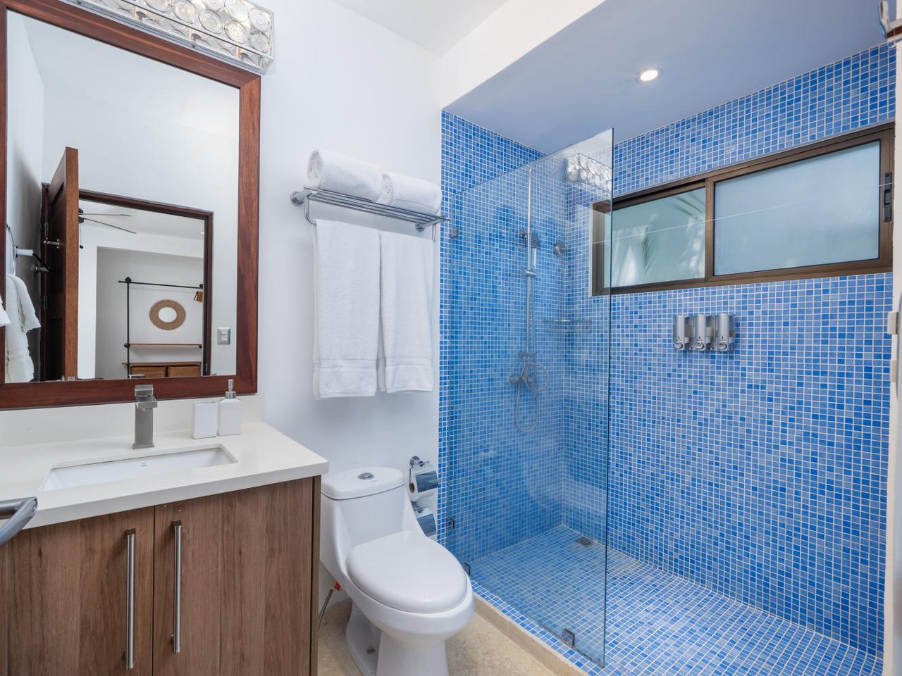 Casa Plumeria | Modern Elegance and Tropical Tranquility Near Tamarindo