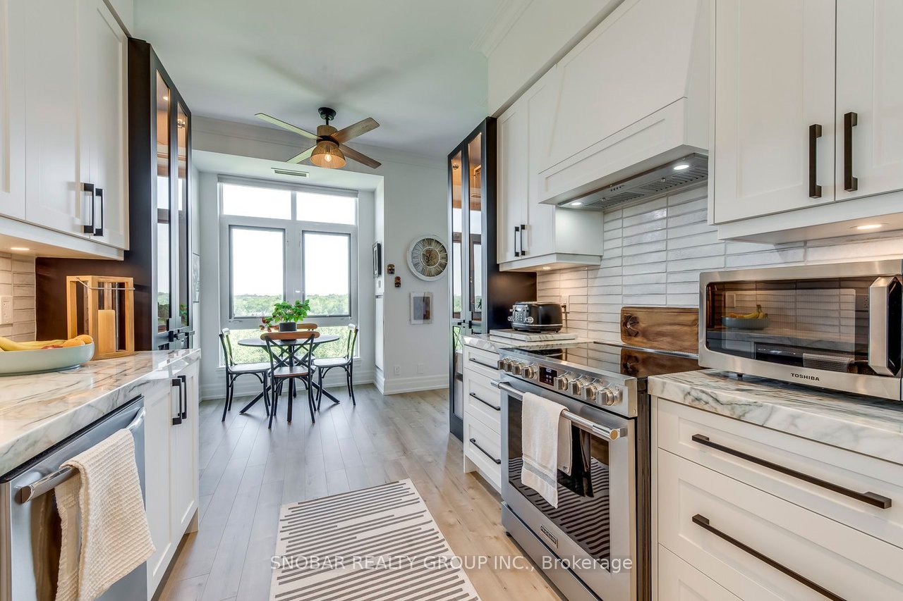 PAISLEY MODEL PENTHOUSE