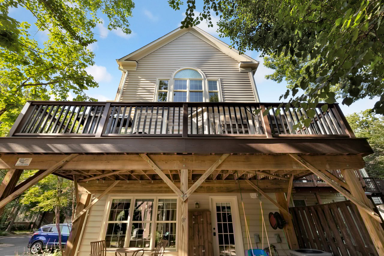 End-unit Falls Church City Townhouse