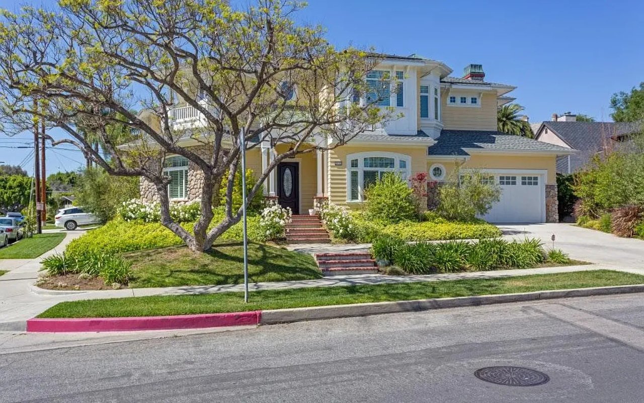 2933 Danalda Dr