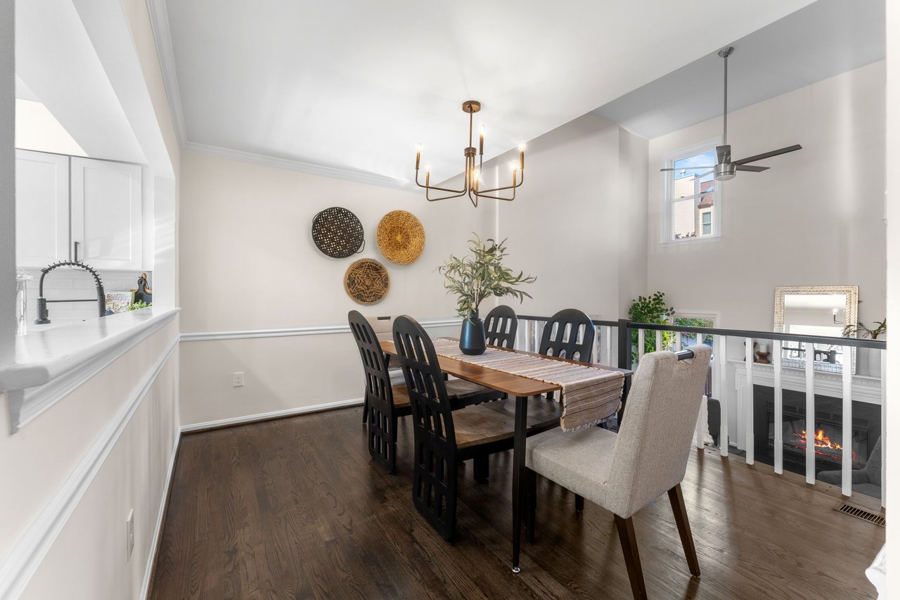 Best of Alexandria Living – 6540 River Tweed Lane