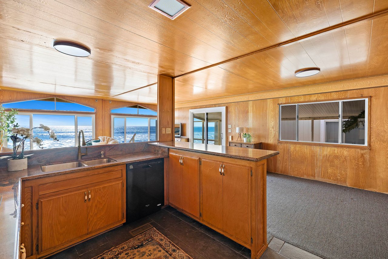 1880 N El Camino Real 38