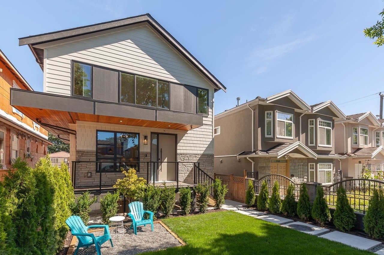 2161 E 28th Ave