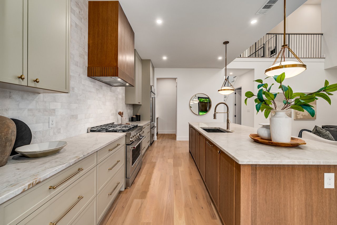 8815 San Leandro Drive