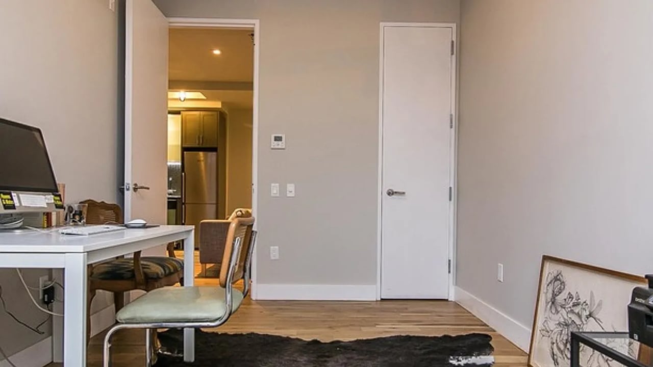 185 Leonard St 3A