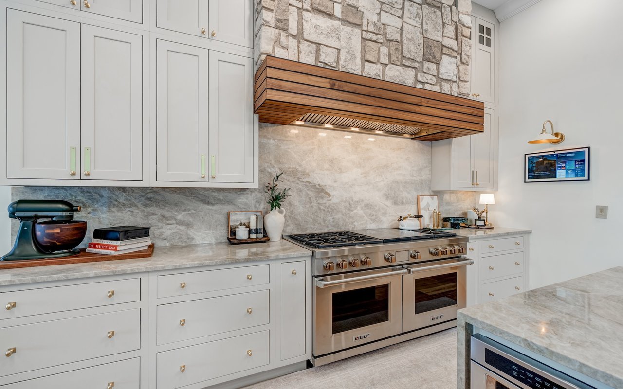 12450 Vittoria Way